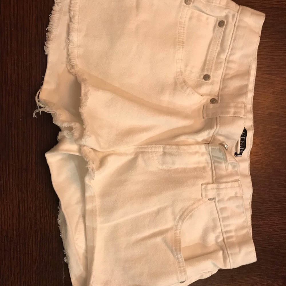 Women’s Venus shorts